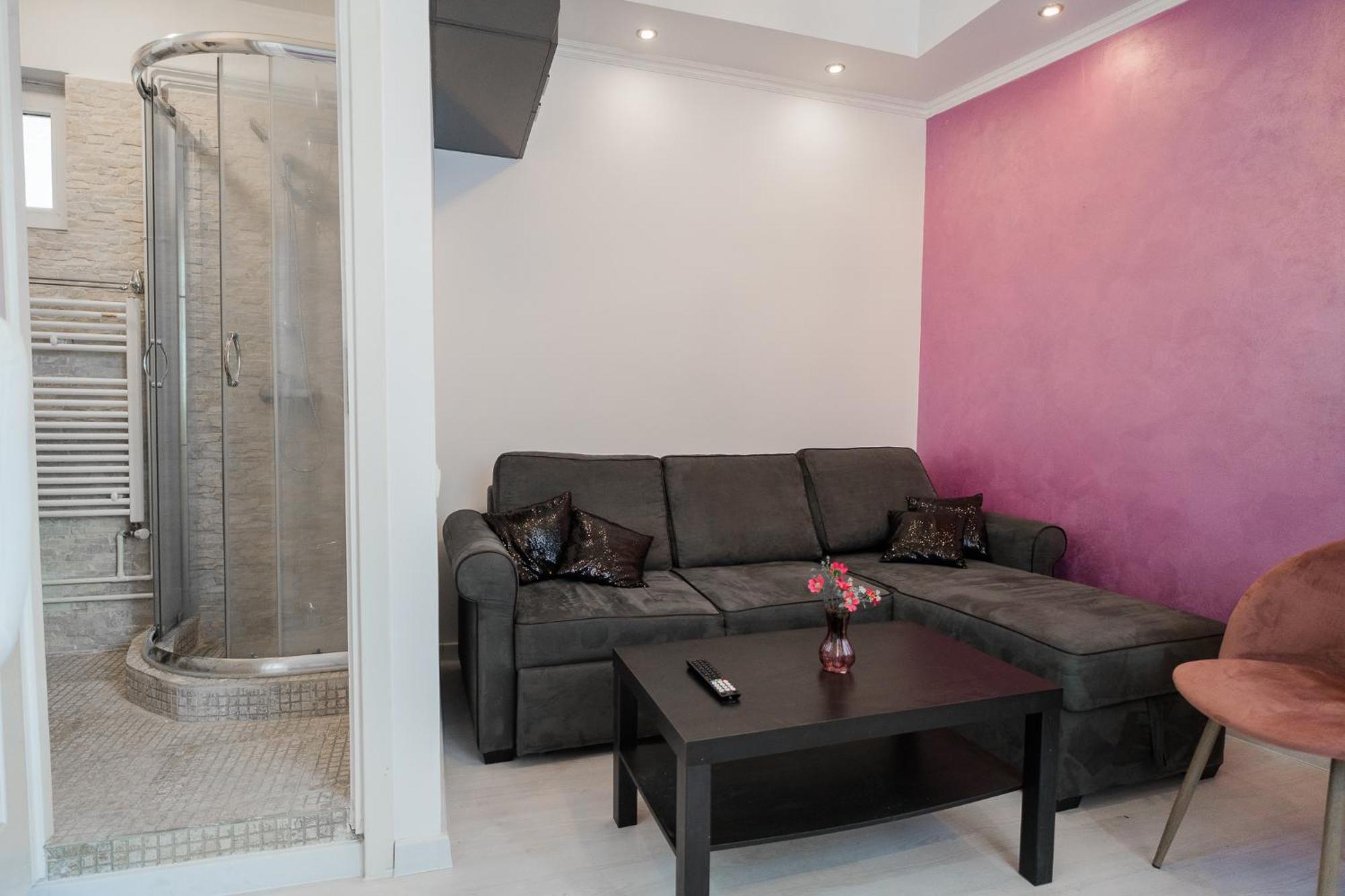 Ultra Central White & Lila Studio Bucureşti Exterior foto