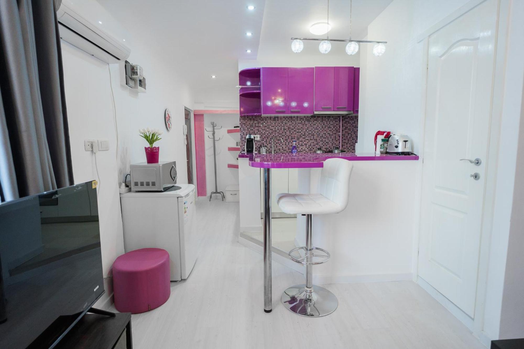 Ultra Central White & Lila Studio Bucureşti Exterior foto